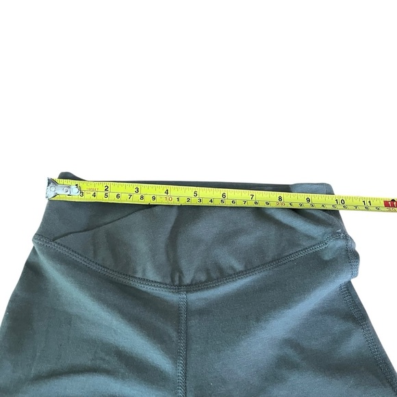 Old Navy Active PowerChill Flare Leggings | High Rise Crossover Waist M Girls - Picture 8 of 9